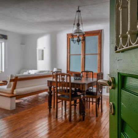 Vila Serenity - Traditional House With Stunning Sea View Tagoo  Exteriér fotografie